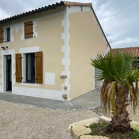 Maisons 8 Personnes * Paizay-le-Chapt