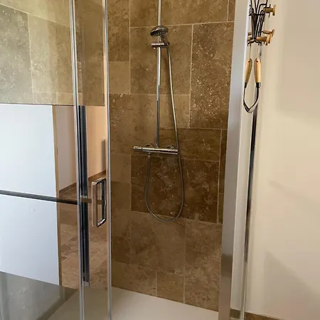 Maisons 8 Personnes Дом отдыха Paizay-le-Chapt