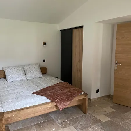 Maisons 8 Personnes